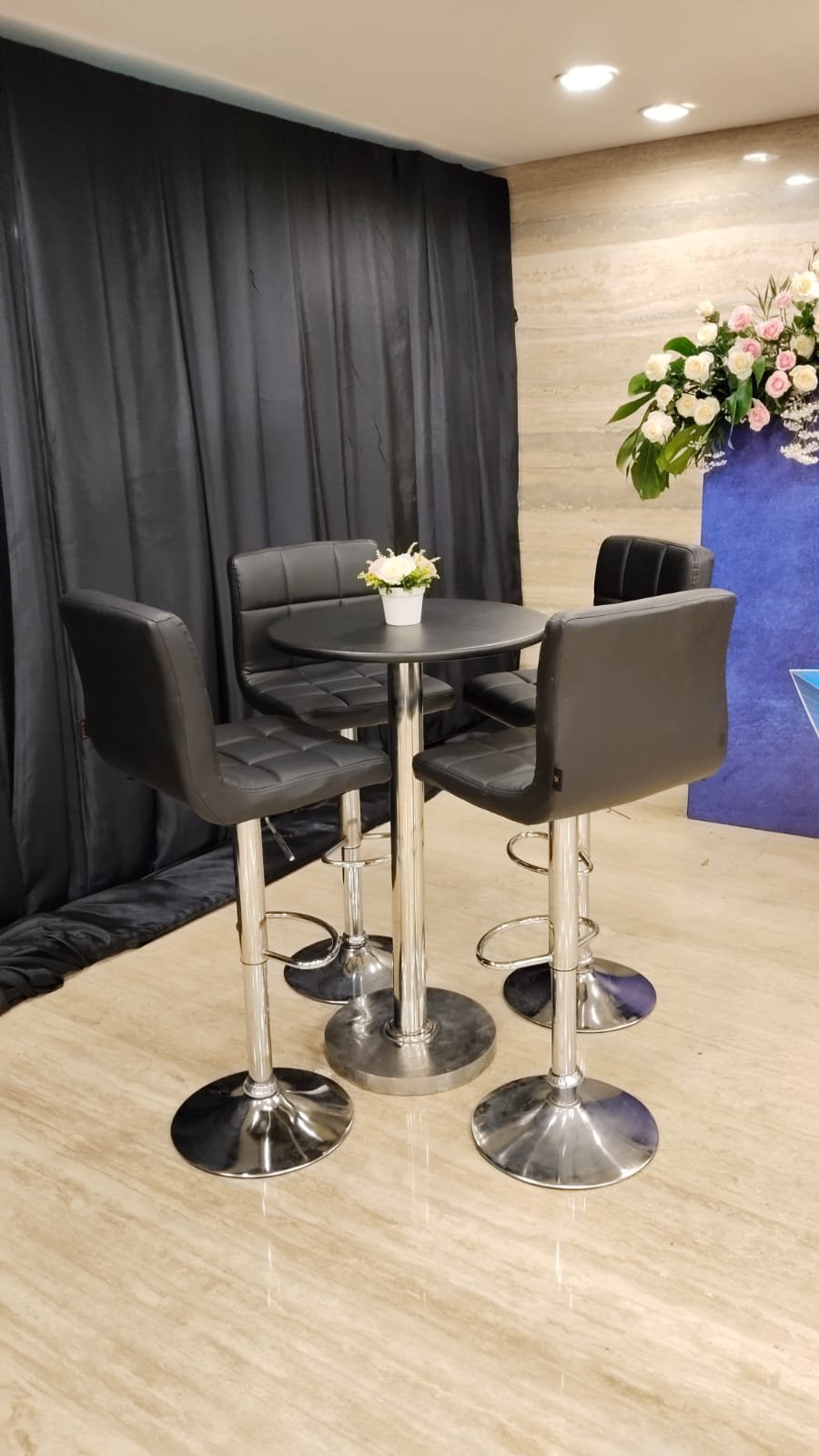 SEWA BARSTOOL LOKASI SEKITAR PENJARINGAN DI JAKARTA UTARA