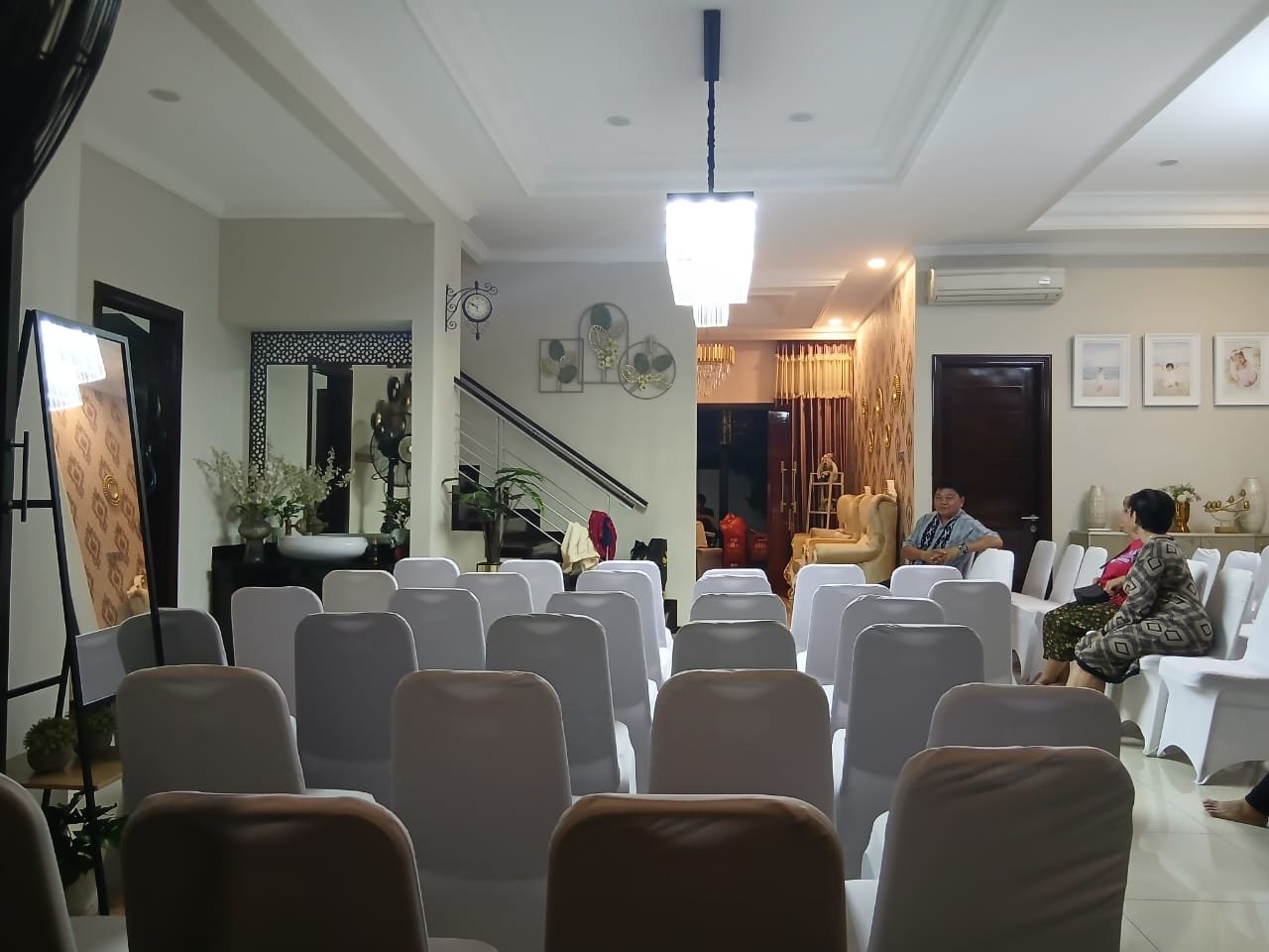 Sewa Kursi di Cipondoh Kota Tangerang Jaminan Kualitas 2025