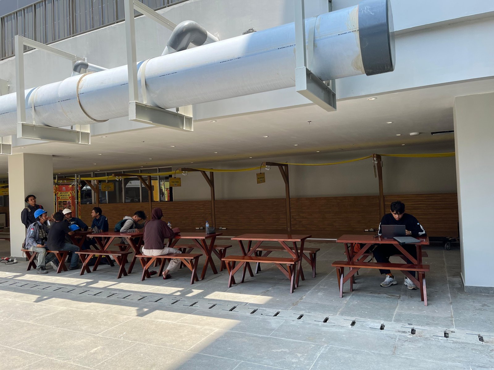 SEWA MEJA DAN KURSI TAMAN SET LOKASI SEKITAR GAMBIR DI JAKARTA PUSAT – SOLUSI TERBAIK UNTUK ACARA ANDA