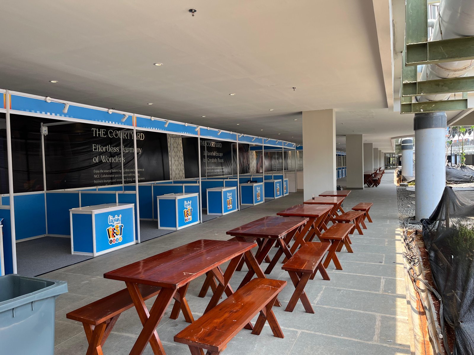 SEWA MEJA DAN KURSI TAMAN SET LOKASI SEKITAR KELAPA GADING DI JAKARTA UTARA — SOLUSI TERBAIK UNTUK ACARA OUTDOOR BERKELAS