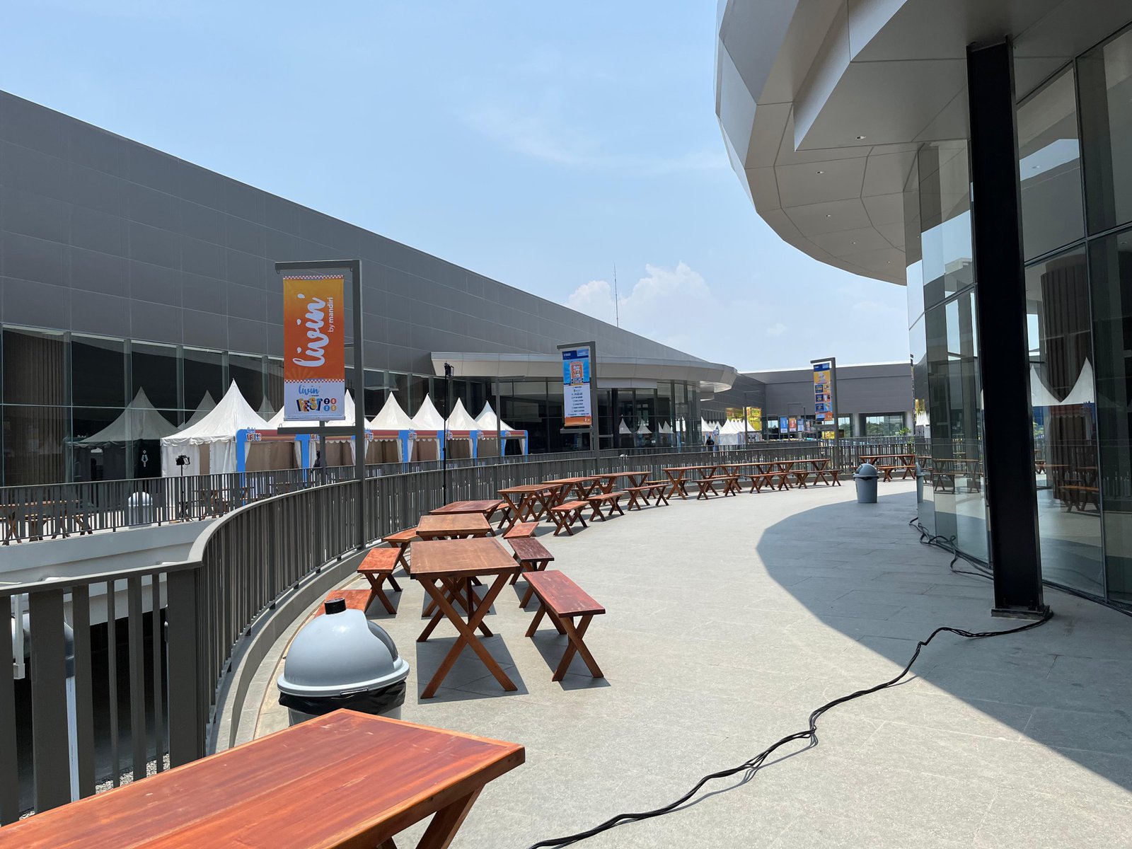 SEWA MEJA DAN KURSI TAMAN SET LOKASI SEKITAR NEGLASARI DI TANGERANG