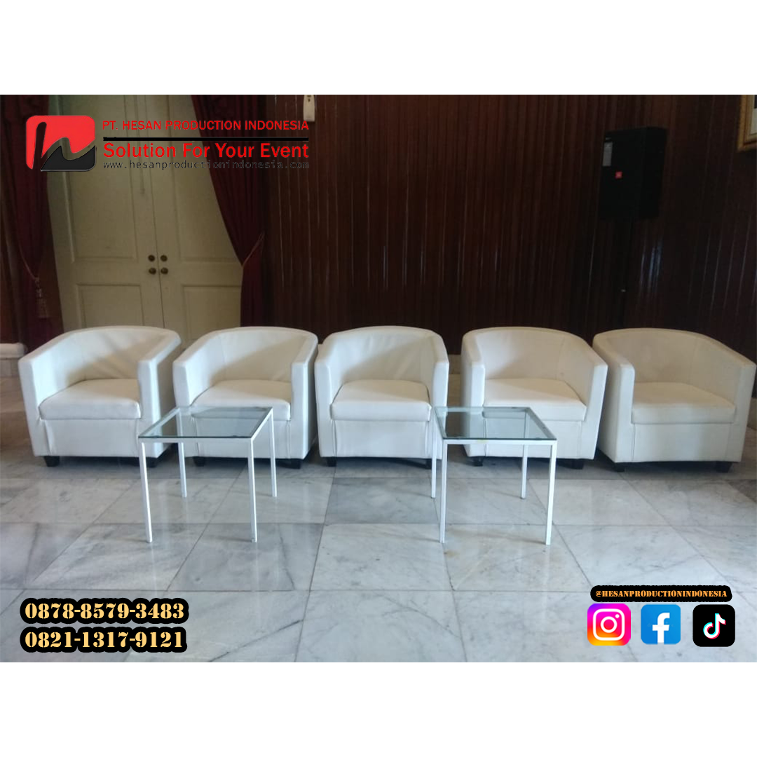 Sewa Set Sofa Single Oval & Meja Bulat 50 cm – Kombinasi Elegan untuk Lounge Acara Anda