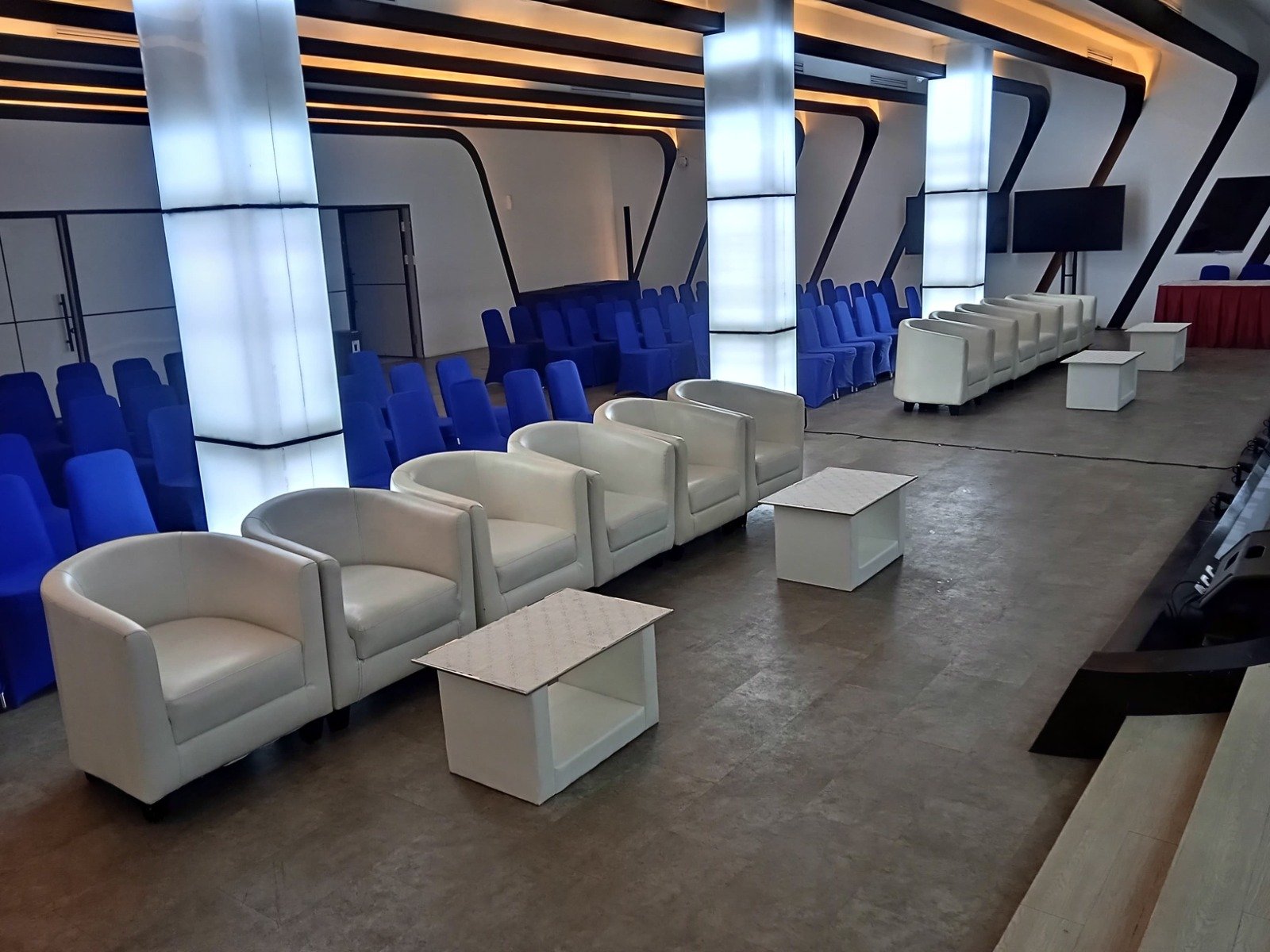 Sewa Sofa di Gedung Puspa Pesona TMII Jakarta Timur