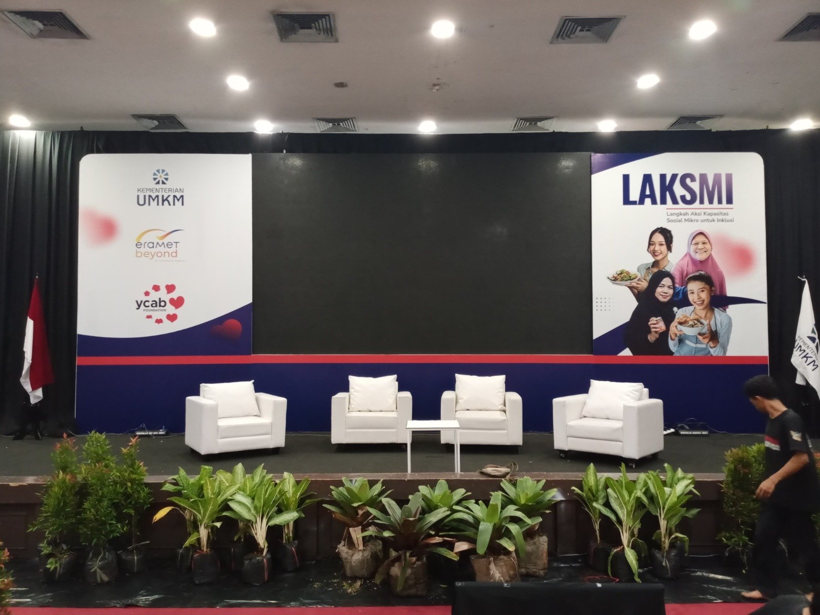 Sewa Sofa di Villa & Resort Puncak Bogor