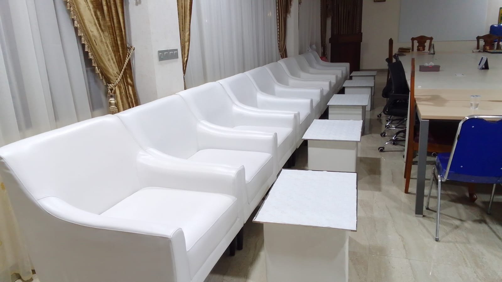 Sewa Sofa Scandif – Ciptakan Kesan Elegan dan Modern pada Setiap Acara Anda