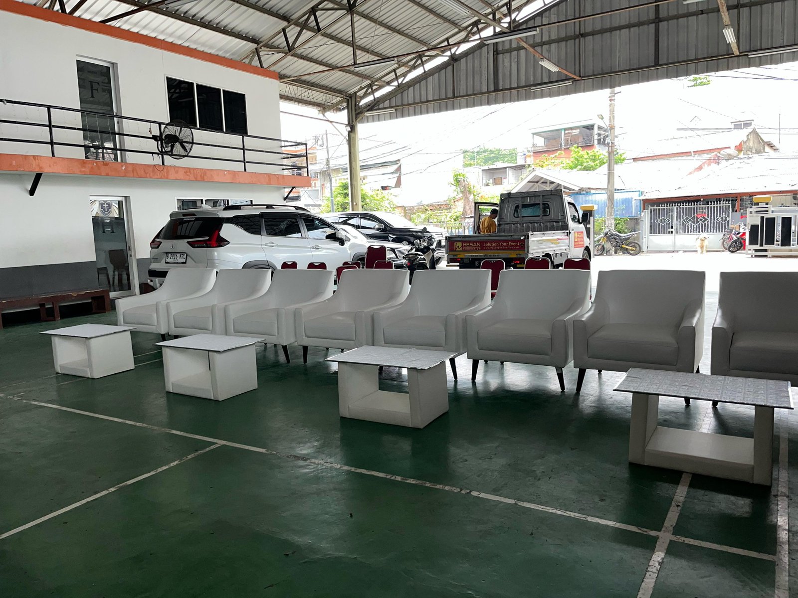 Sewa Sofa Scandif – Gaya Modern dan Minimalis untuk Acara Anda