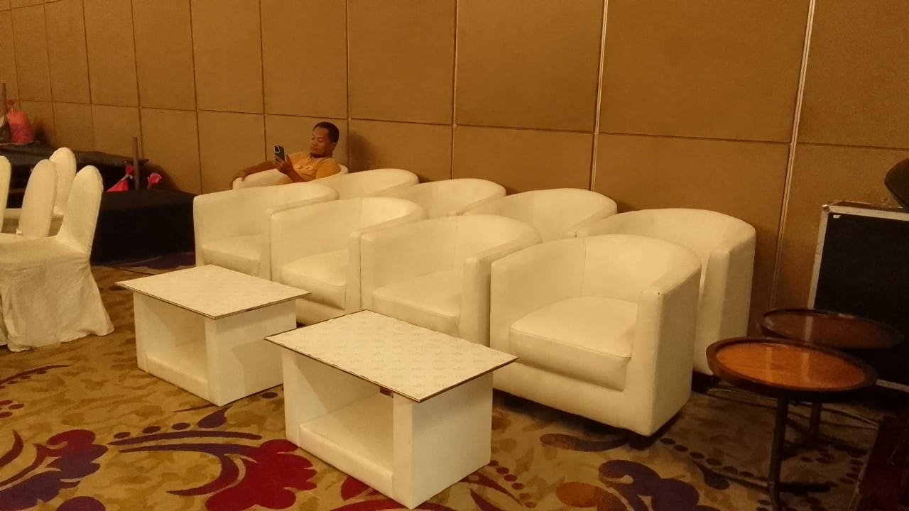 Sewa Sofa Sekitar di Hutan Kota UI (Untuk Event Outdoor/Festival) Jaminan Kualitas 2025