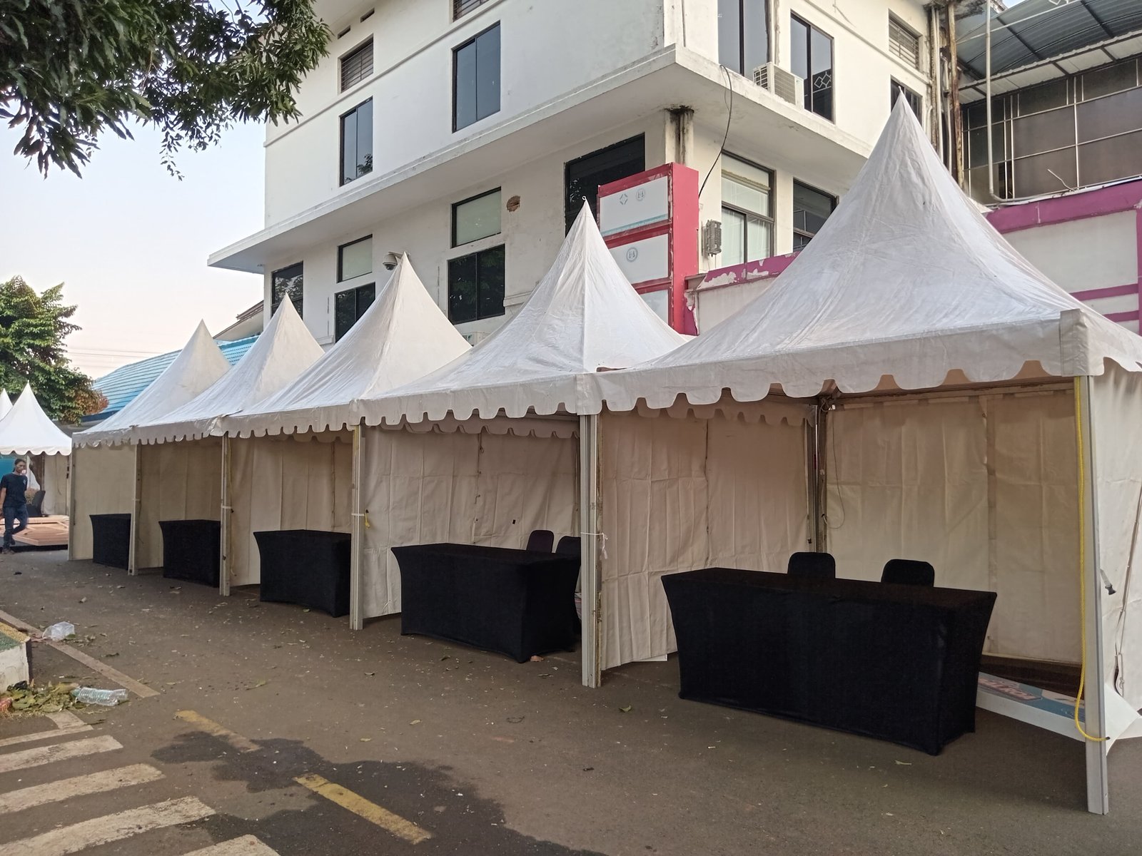Sewa Tenda Sekitar di Summarecon Mall Serpong Convention Hall (SMS) Tanggerang Jaminan Kualitas 2025
